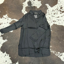 Load image into Gallery viewer, Satin Button Down LS