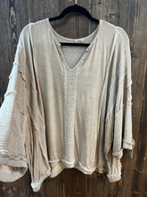 Load image into Gallery viewer, POL Oversized Knit Quarter Sleeve Top