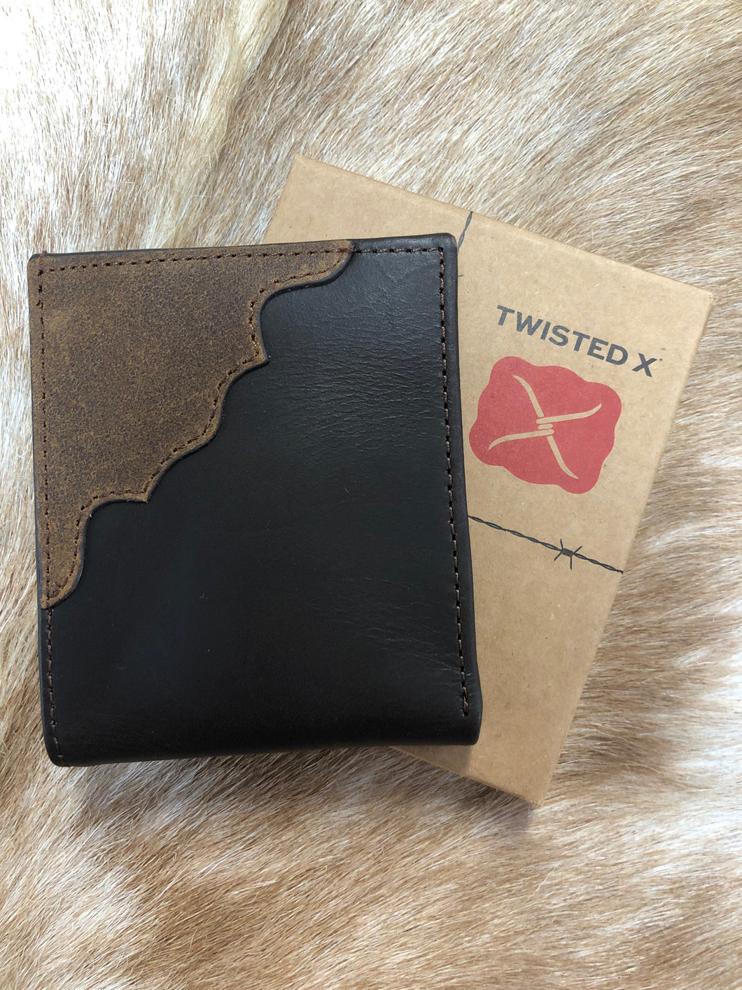 Twisted X Brown Distressed Overlay Bifold