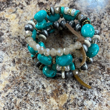 Load image into Gallery viewer, Turquoise Stone Bracelet Set