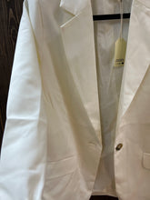 Load image into Gallery viewer, Off White Women’s Blazer