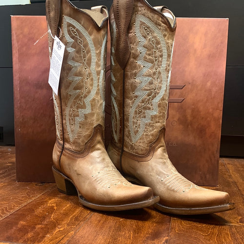 Circle G LD Brown with Studs