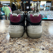Load image into Gallery viewer, Girl’s Paulina Sneaker