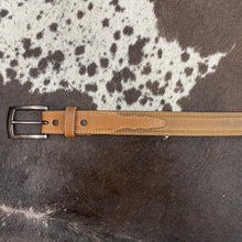 Load image into Gallery viewer, Twisted X Brown Distressed Leather Belt