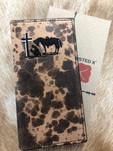 Load image into Gallery viewer, Twisted X Praying Cowboy Rodeo Wallet