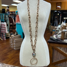 Load image into Gallery viewer, Gold Chunky Necklace With Stud