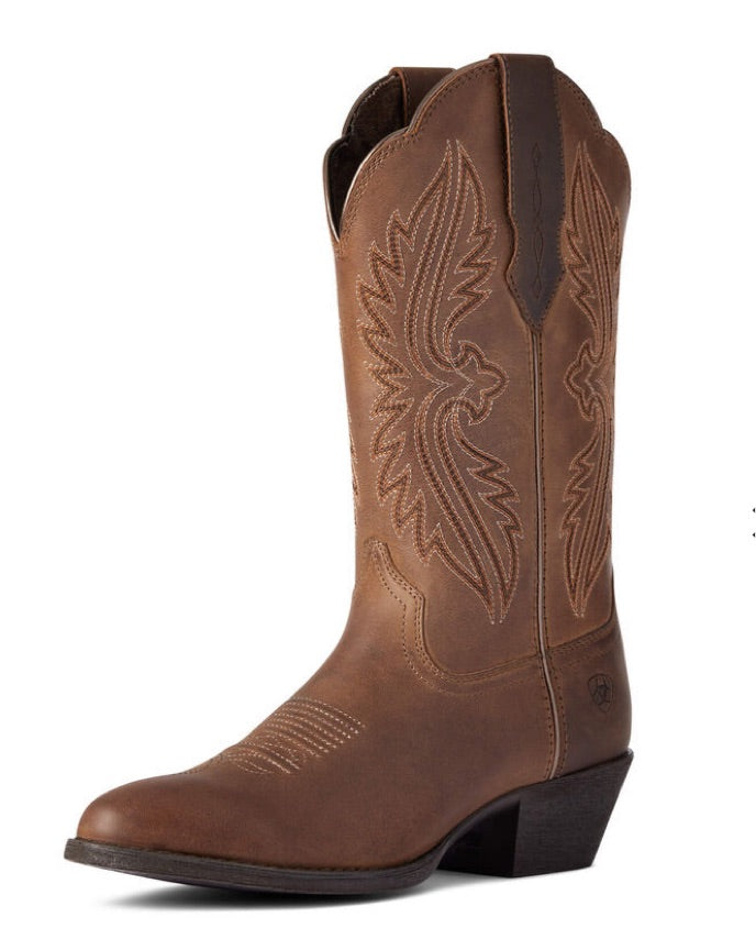 Women’s Distressed Brown Round Toe Boot