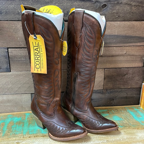 Women’s Corral Cognac Embroidy