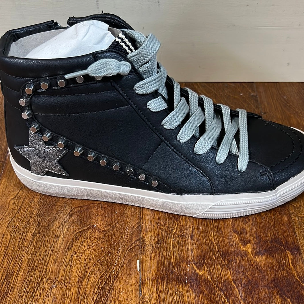 ShuShop Black Star Hightops