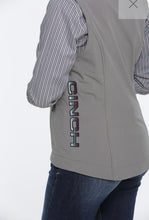Load image into Gallery viewer, Women’s Cinch Concealed Carry Vest