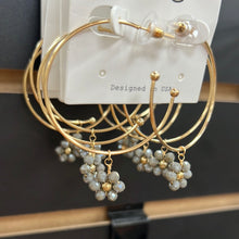 Load image into Gallery viewer, Gold Hoop Crystal Flower Drop Earring