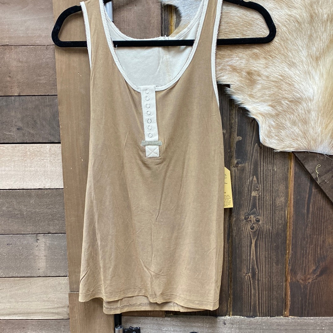 POL Button Down Tank