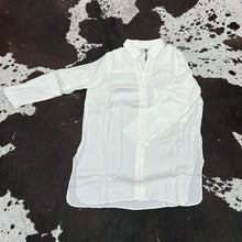 Load image into Gallery viewer, Satin Button Down LS