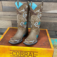 Load image into Gallery viewer, Corral Teen Horse Embroidery Sq Toe Boot