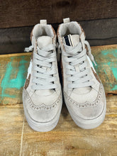 Load image into Gallery viewer, Rina Gold High Top Sneaker