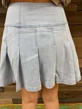 Load image into Gallery viewer, Ruffled Denim Skirt