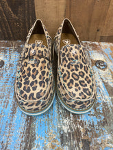 Load image into Gallery viewer, Ariat Youth Cheetah Cruiser